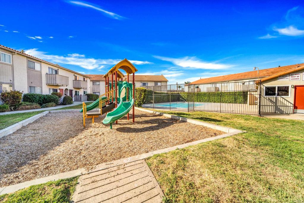 532 Anita Street 103