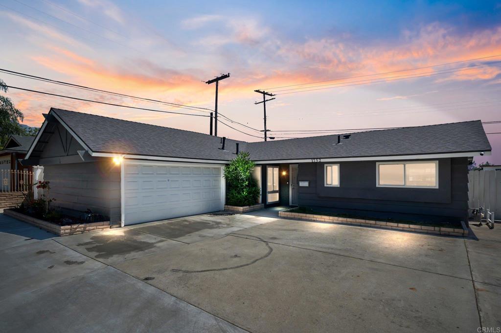 1752 N Corona Avenue