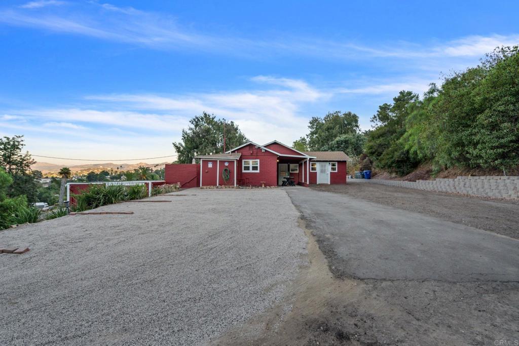 8760 Golden Ridge Road