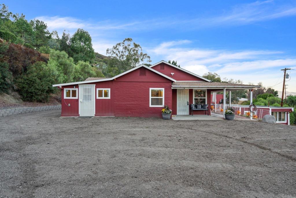 8760 Golden Ridge Road