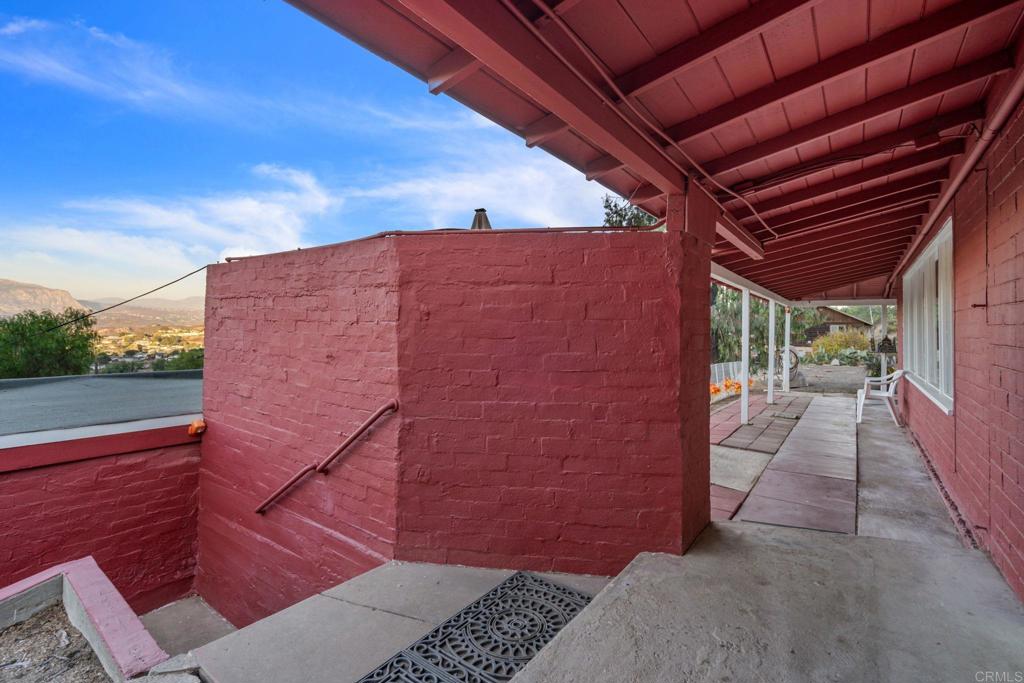 8760 Golden Ridge Road