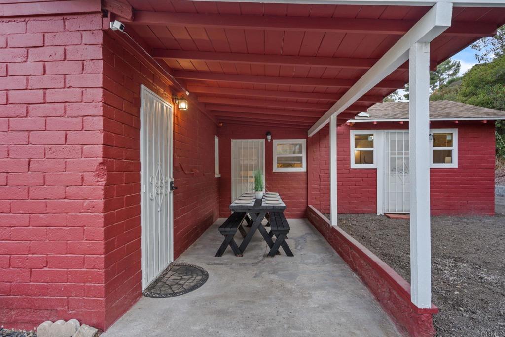 8760 Golden Ridge Road