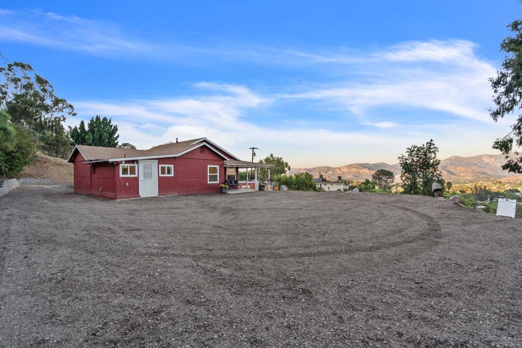 8760 Golden Ridge Road