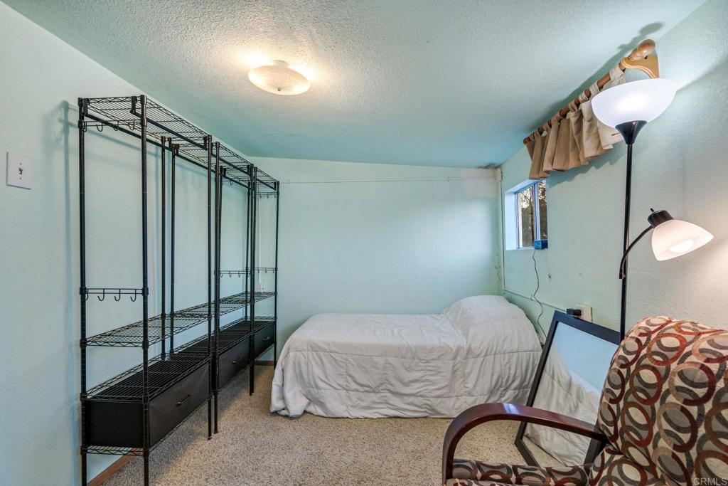 8760 Golden Ridge Road