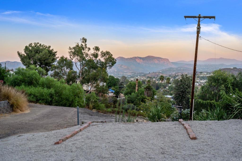 8760 Golden Ridge Road