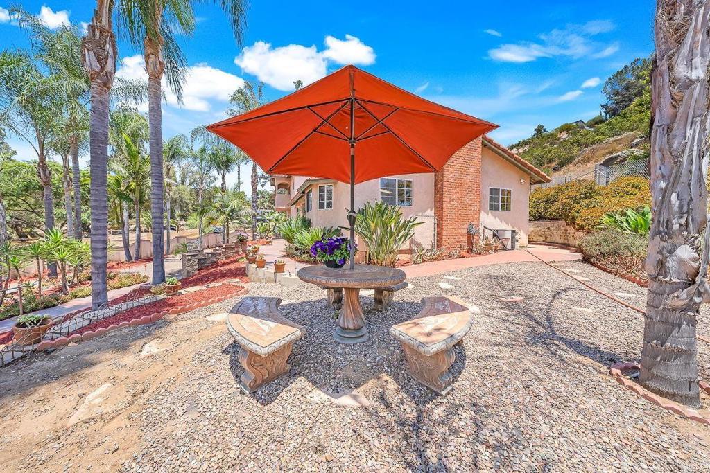 1153 Merritt Drive
