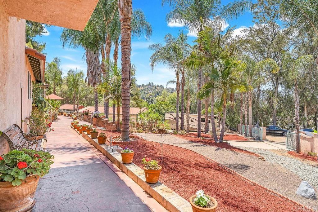 1153 Merritt Drive
