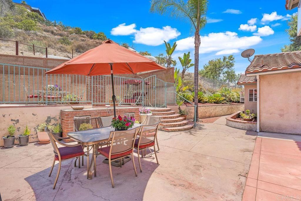 1153 Merritt Drive