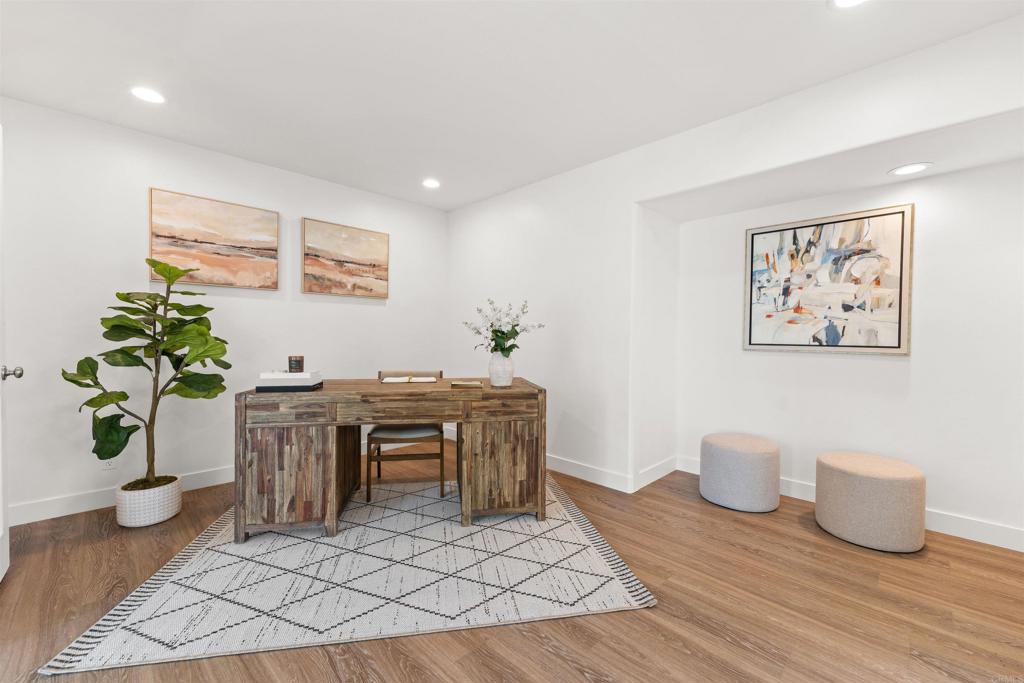 3621 Vista Campana S 24