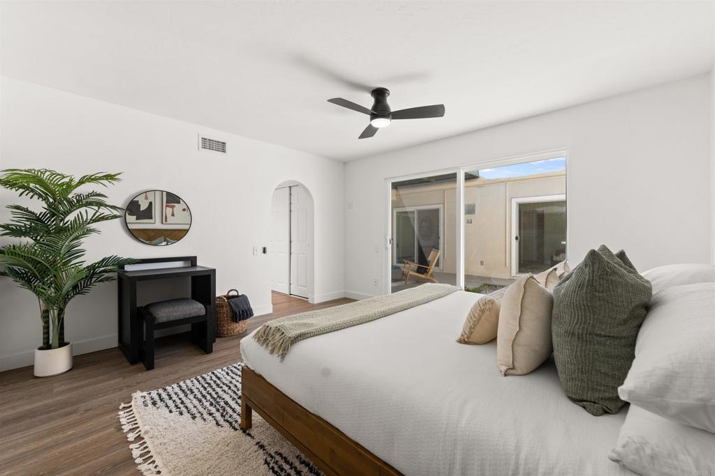 3621 Vista Campana S 24