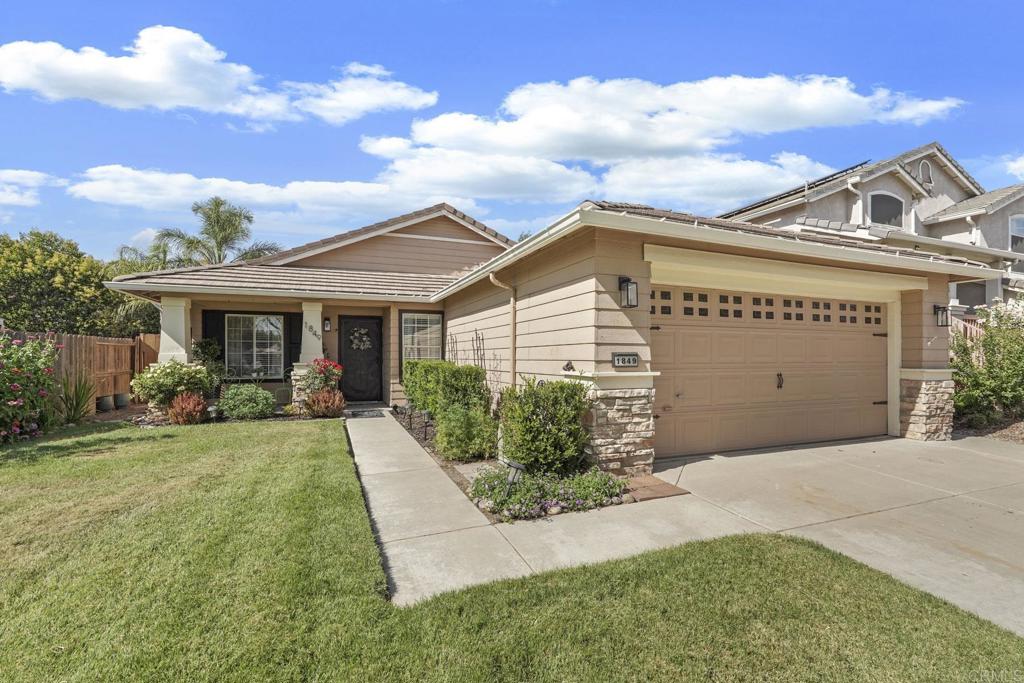 1849 Holly Oak Court