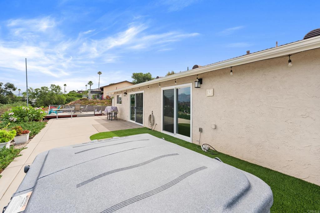 12166 Saddle Rock Road