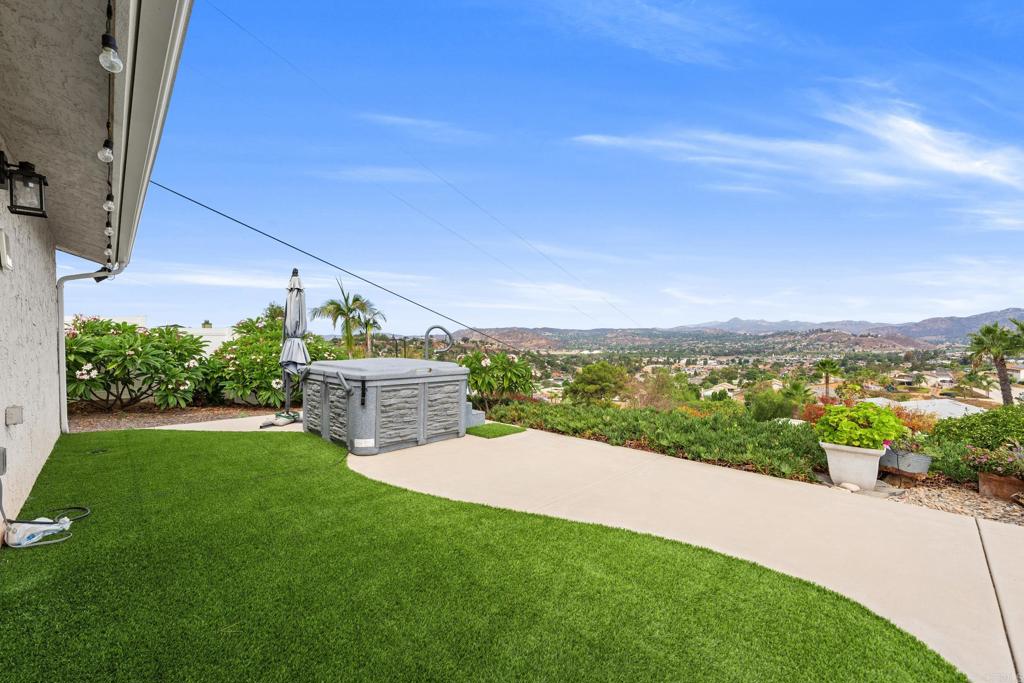 12166 Saddle Rock Road