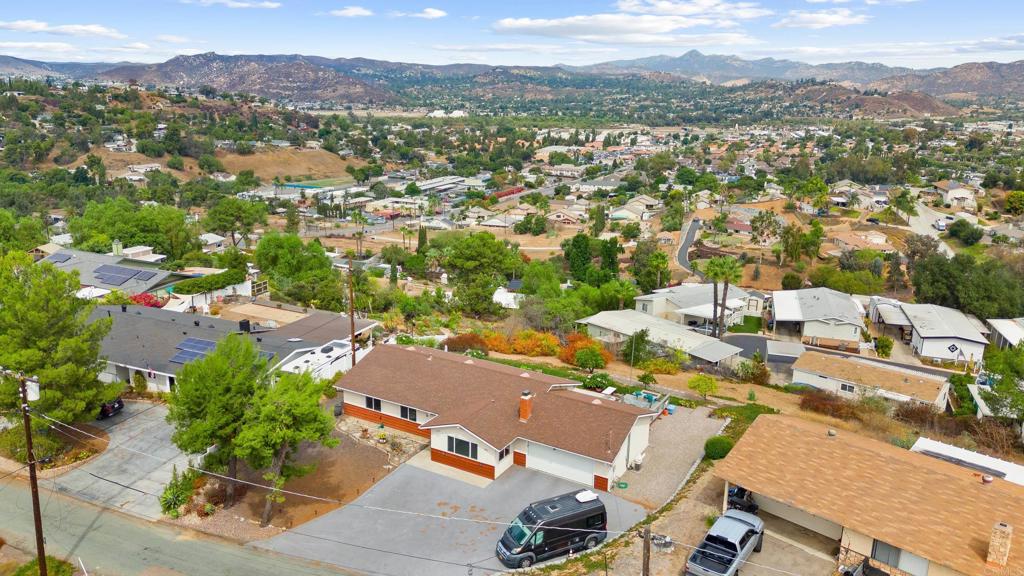 12166 Saddle Rock Road