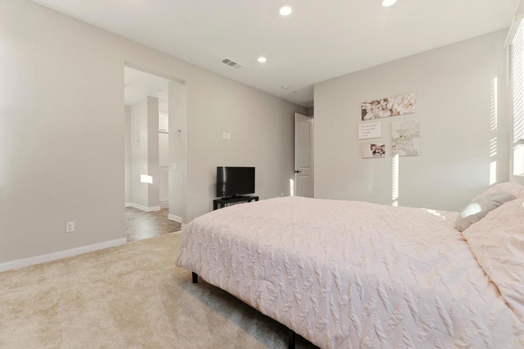 2119 Bluestone Circle