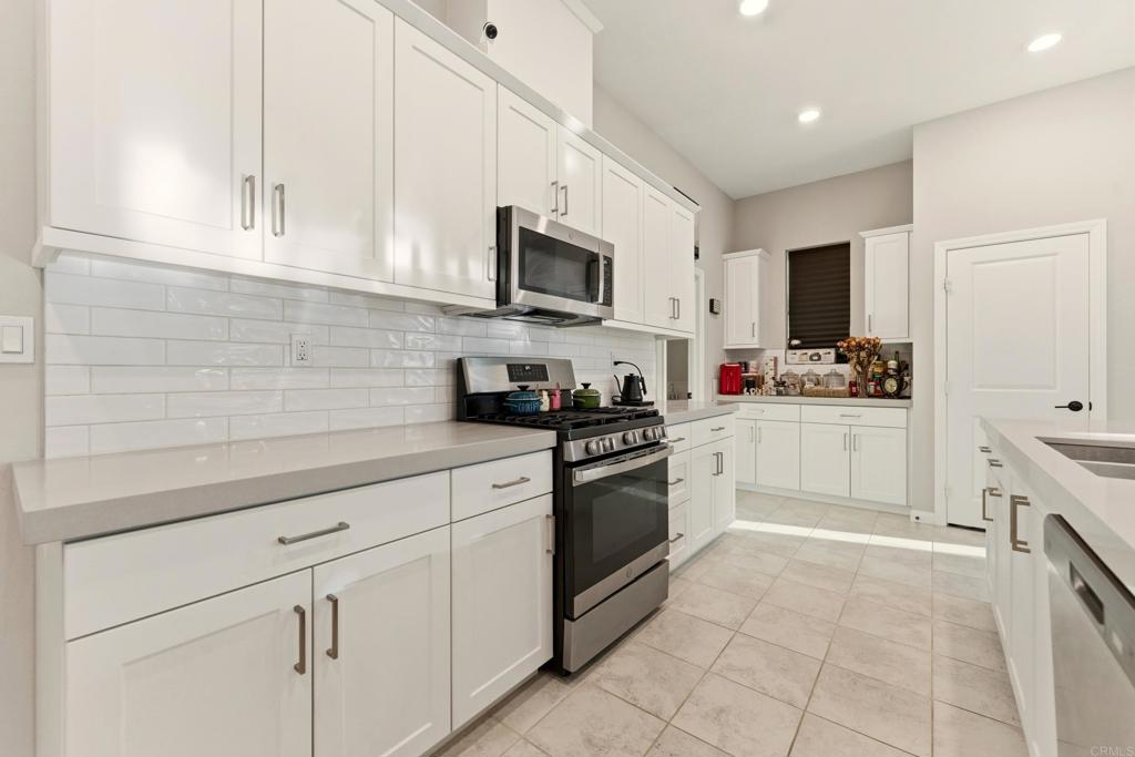 2119 Bluestone Circle