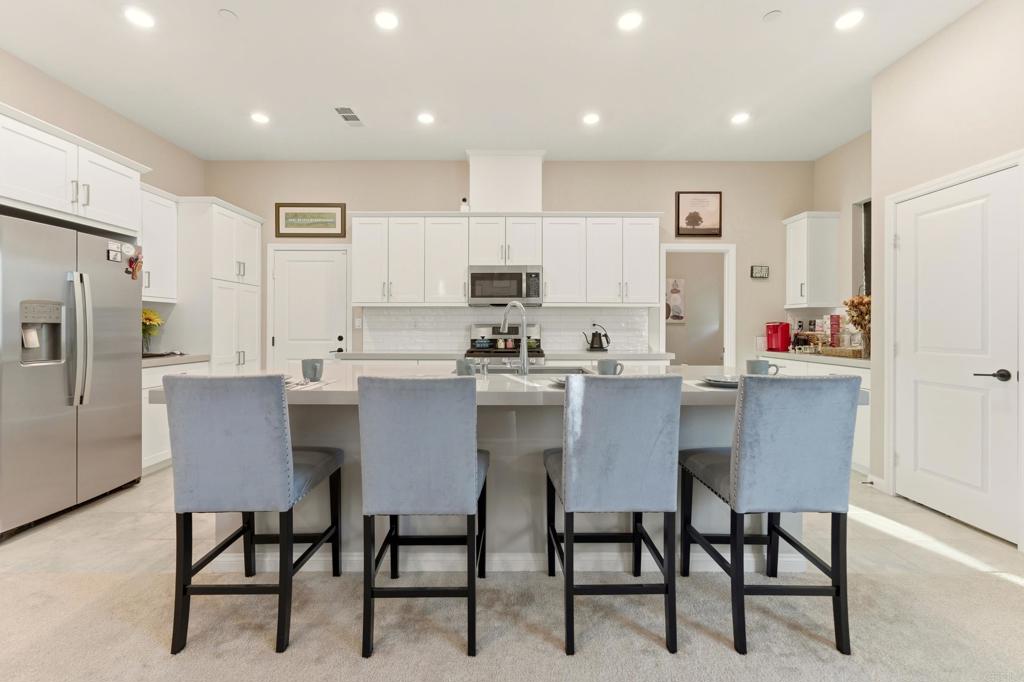 2119 Bluestone Circle