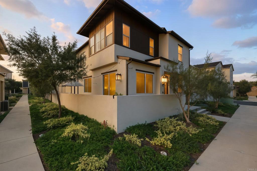 2119 Bluestone Circle