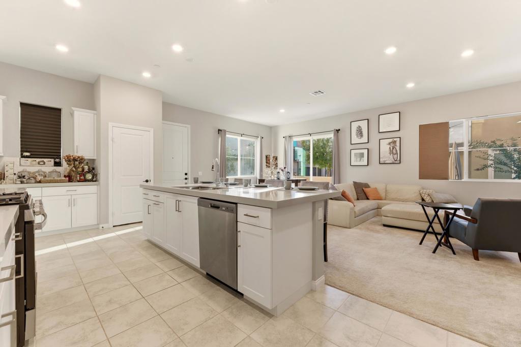 2119 Bluestone Circle