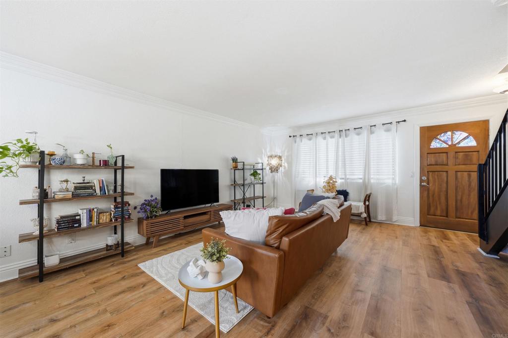 5505 Adelaide Avenue 14