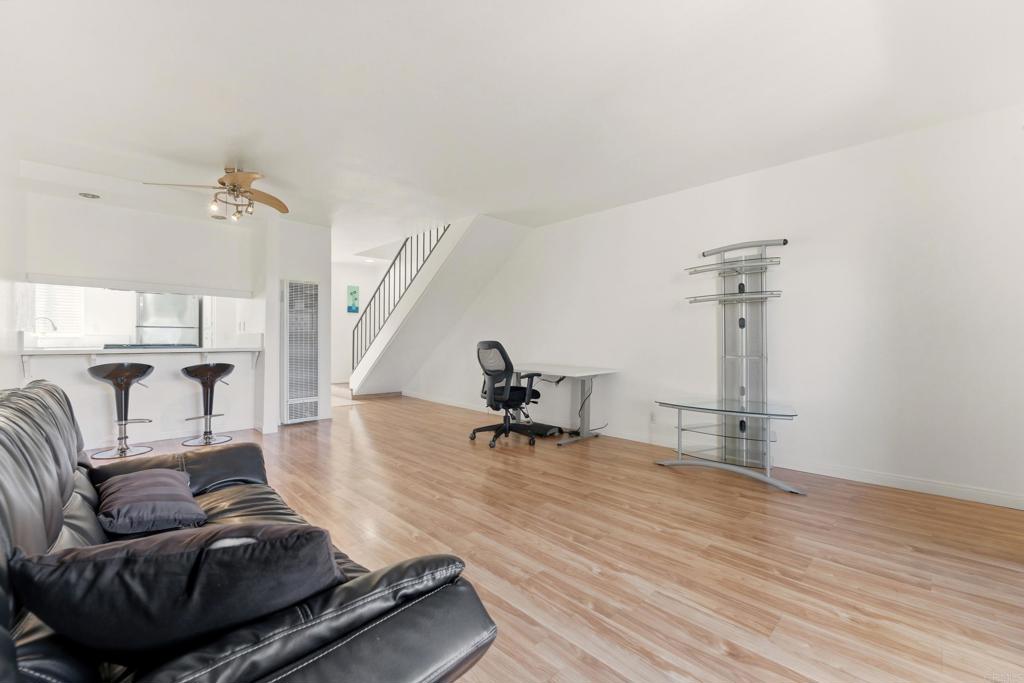 4950 Lantana Drive 6