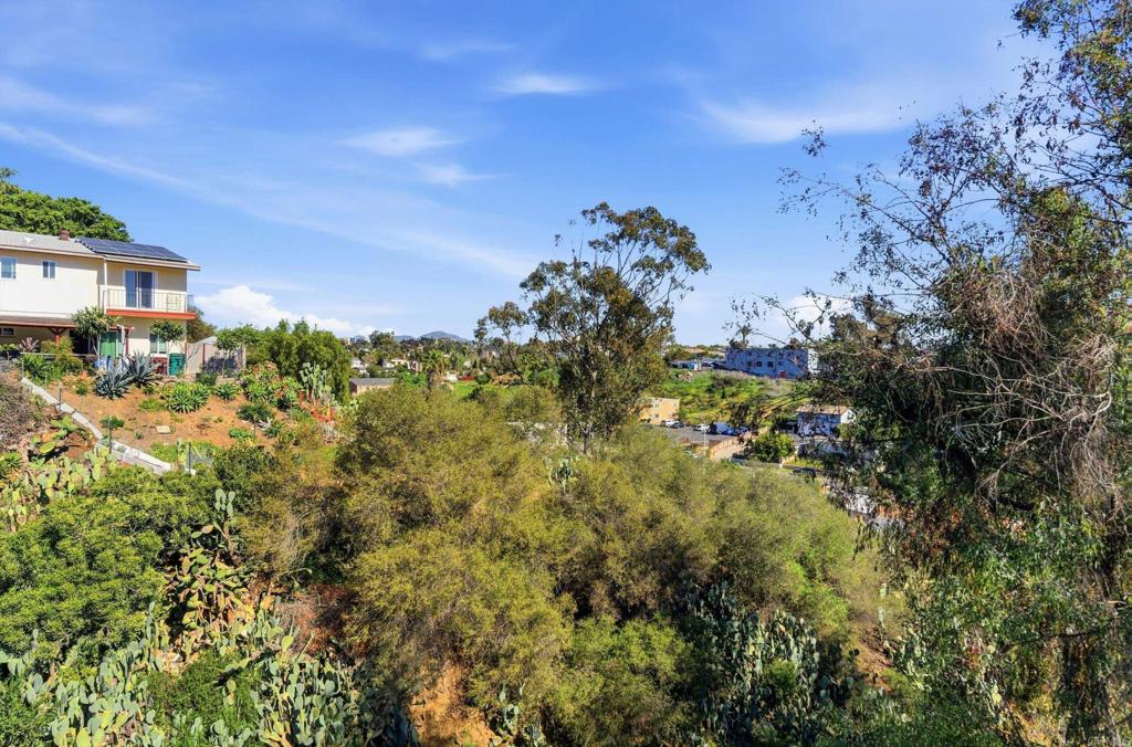 4950 Lantana Drive 6