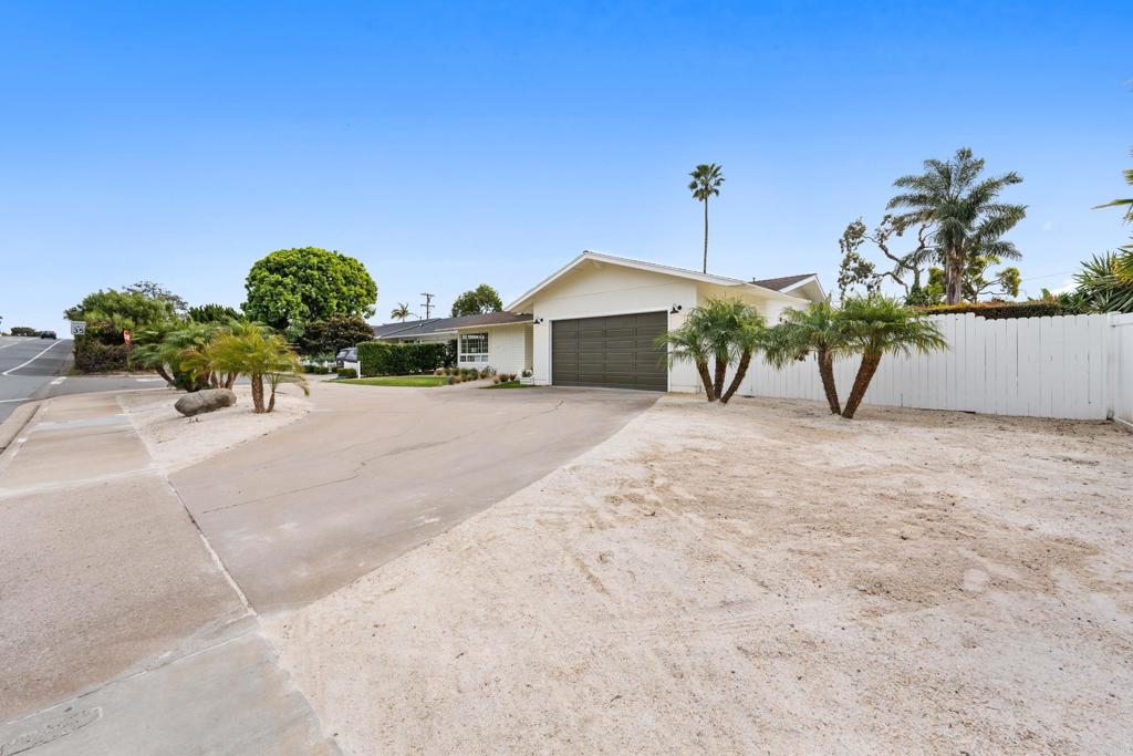 1501 Chatsworth Boulevard