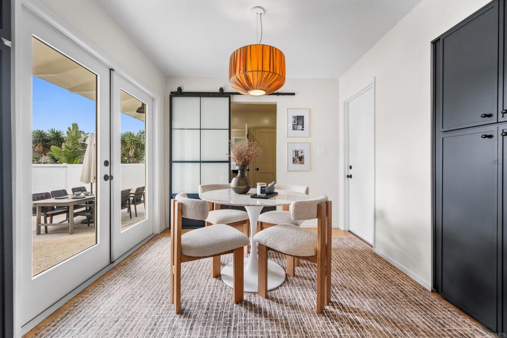 1501 Chatsworth Boulevard