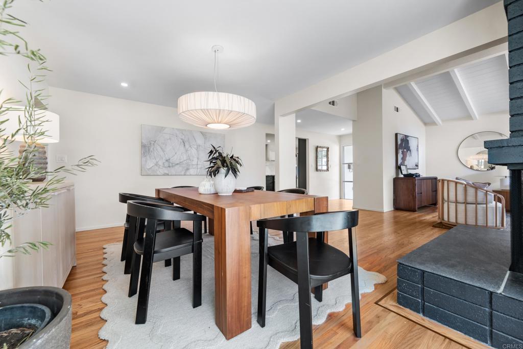 1501 Chatsworth Boulevard