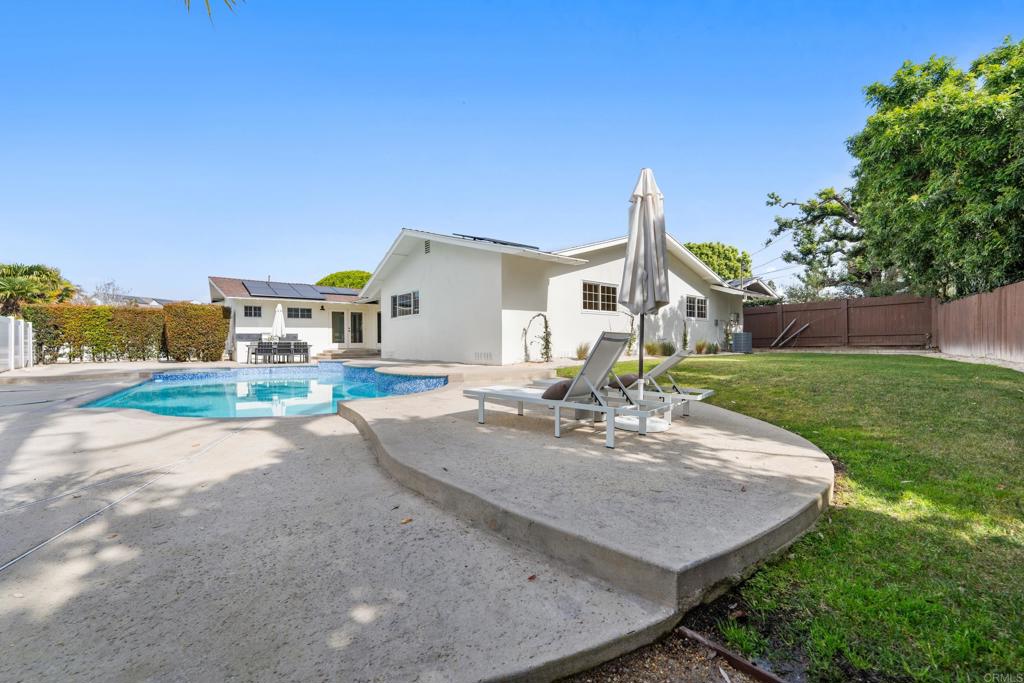 1501 Chatsworth Boulevard