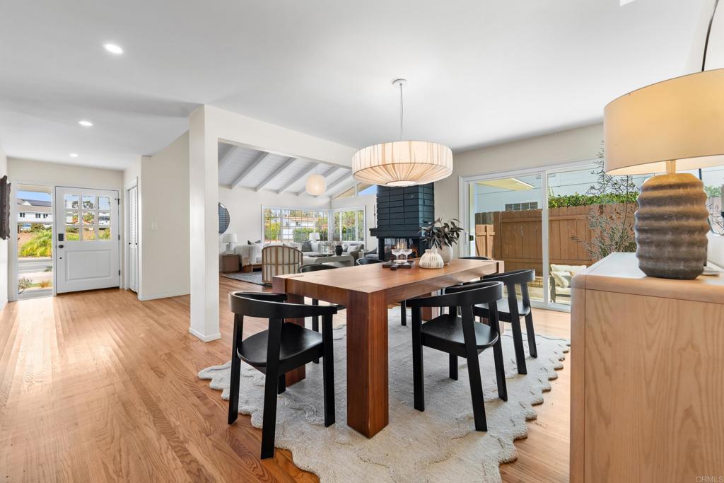 1501 Chatsworth Boulevard