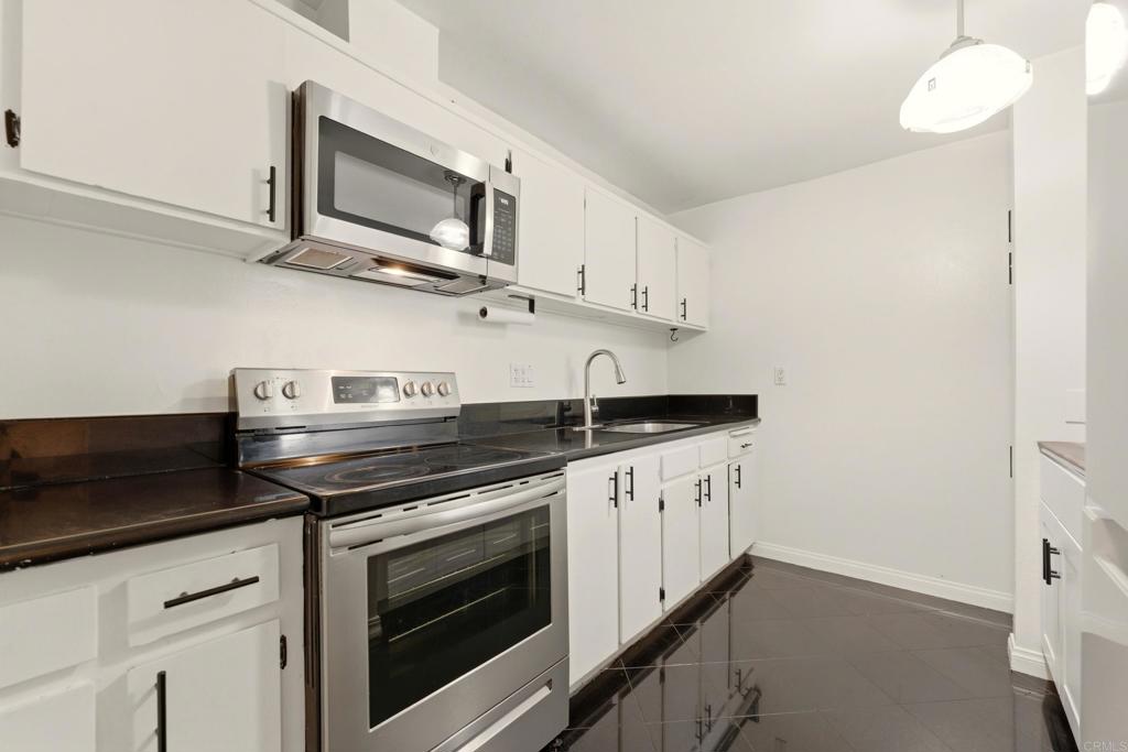 3050 Rue Dorleans 473