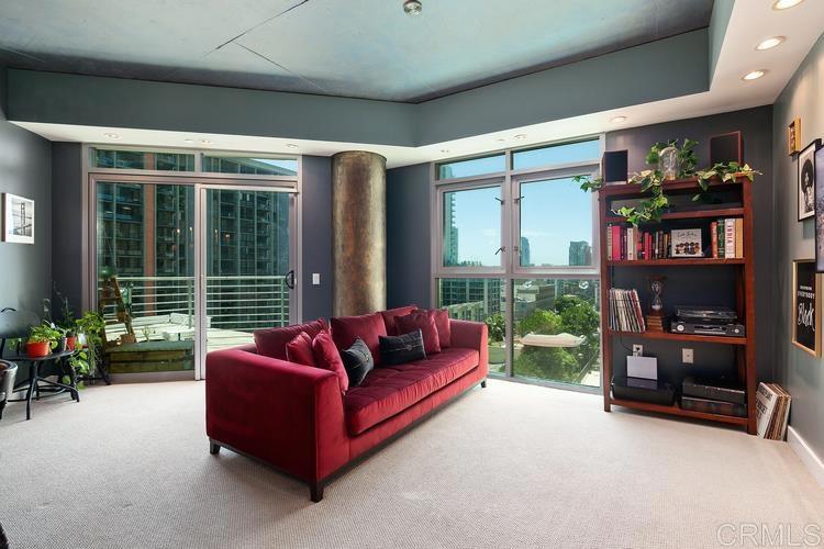 801 Ash Street 303