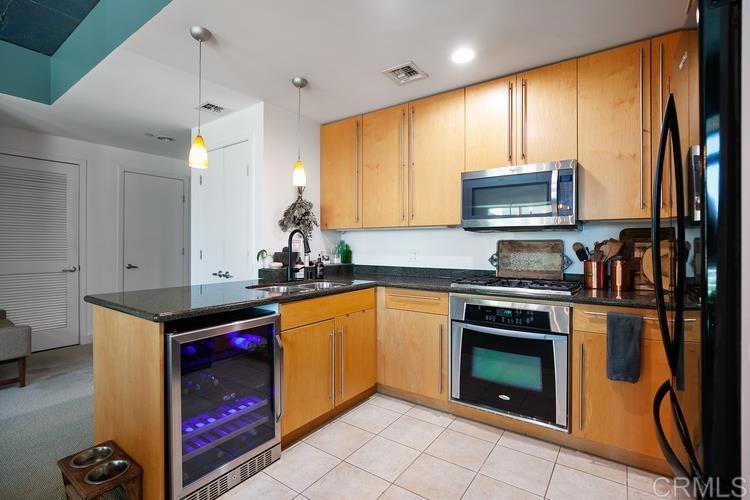 801 Ash Street 303