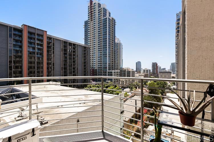801 Ash Street 303