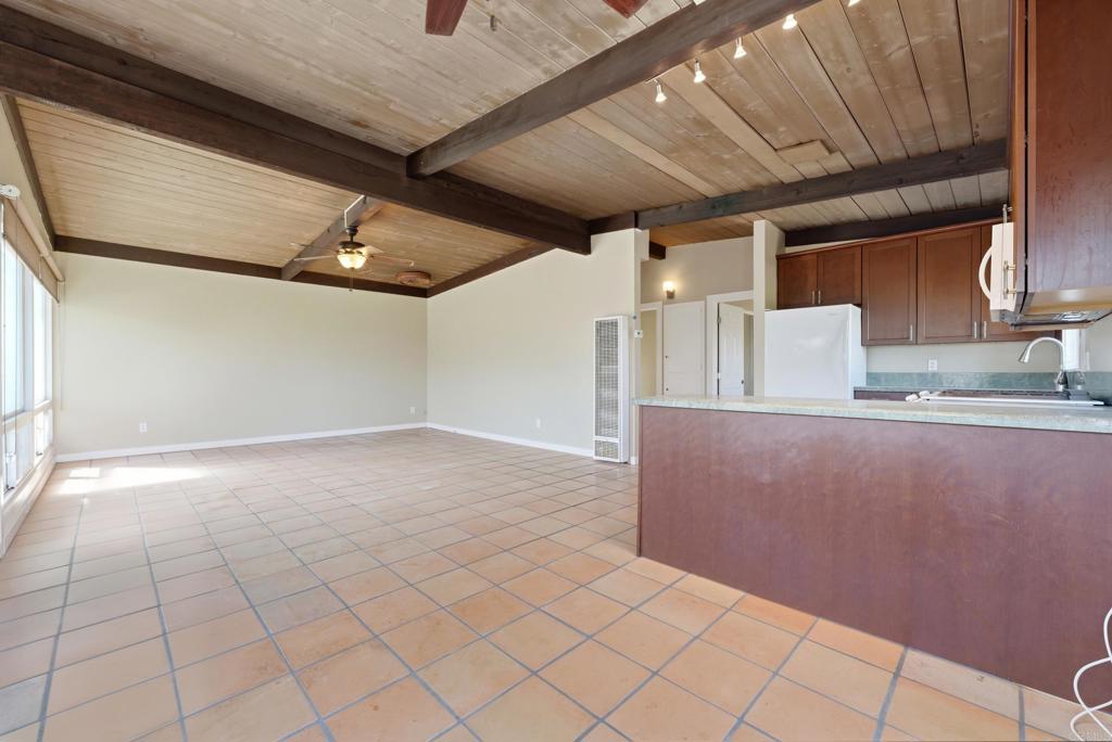 1550 Seacoast Drive A