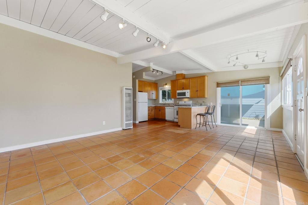 1550 Seacost Drive B