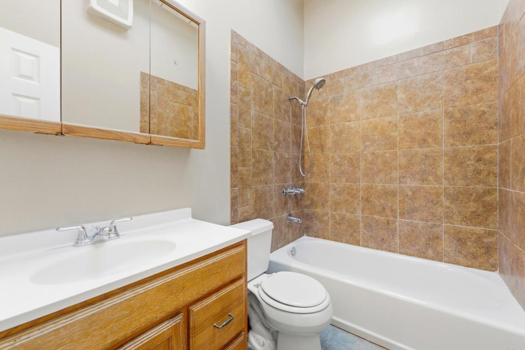 1550 Seacost Drive B