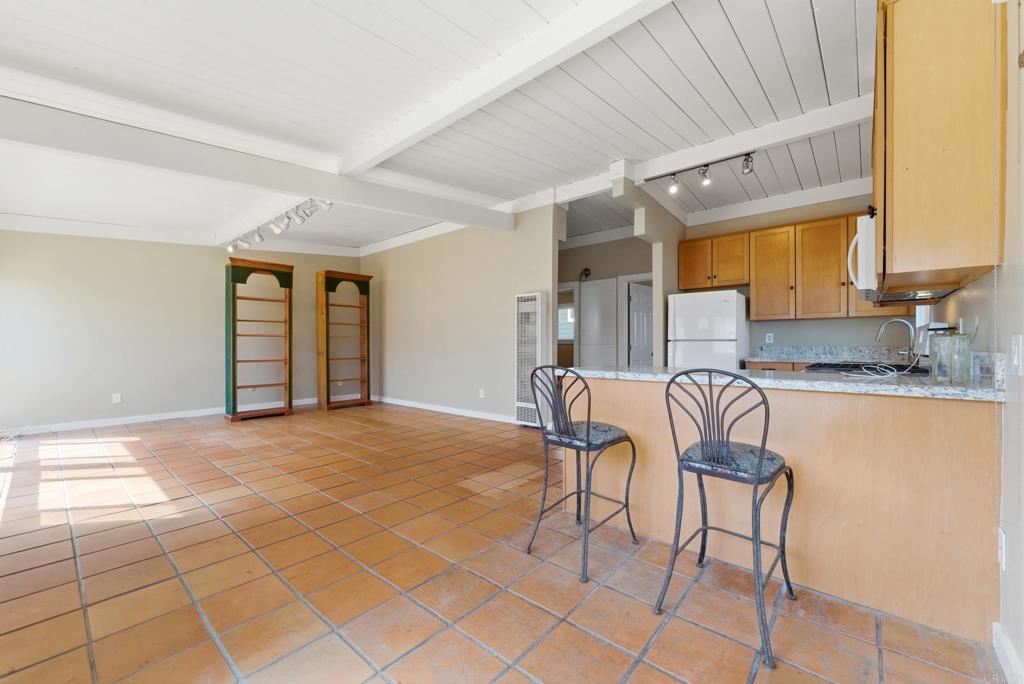 1550 Seacost Drive B