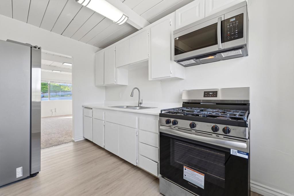 4206 Division Street