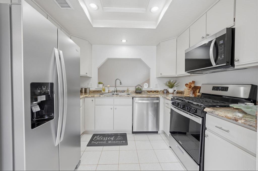 12032 Calle De Medio 167