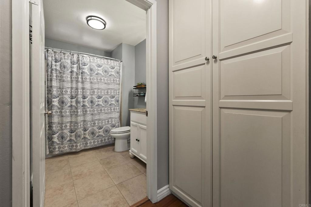 9528 Carroll Canyon Rd 223