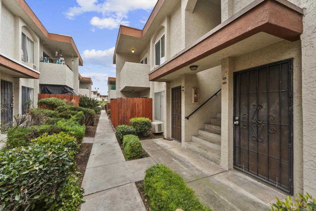 9528 Carroll Canyon Rd 223