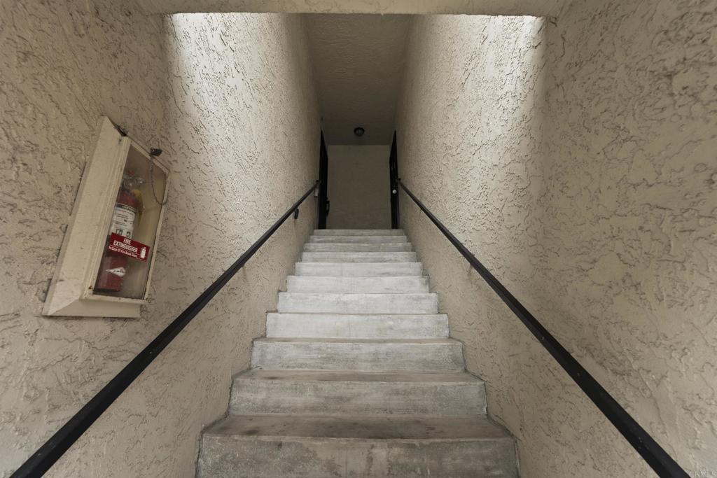 9528 Carroll Canyon Rd 223