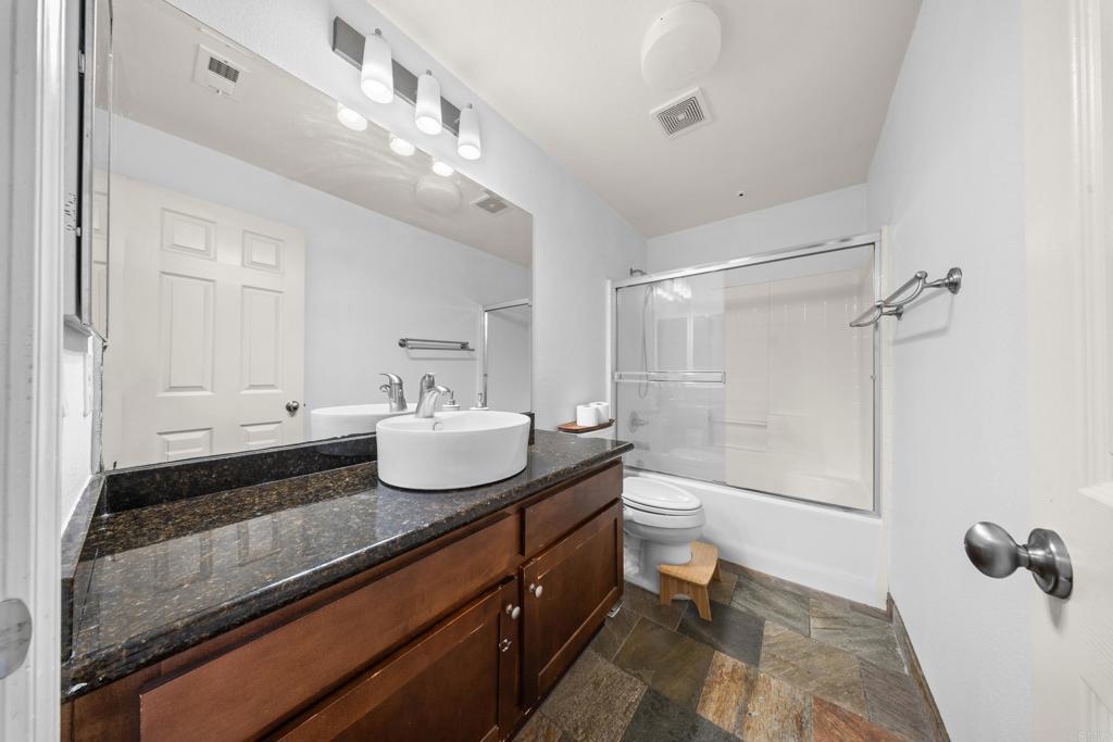 8835 Tribeca Circle