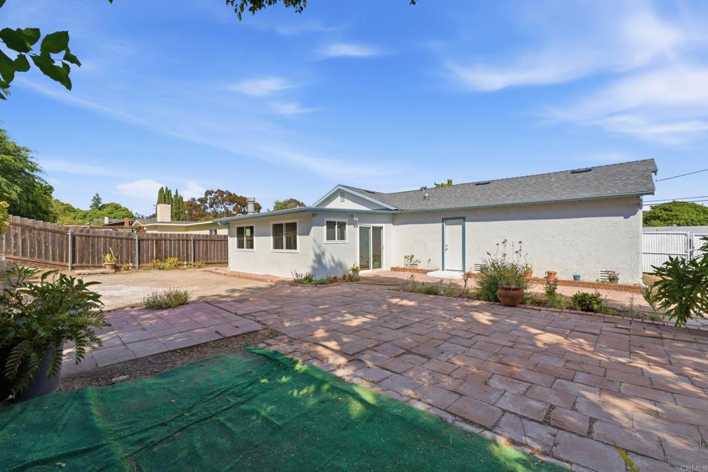 1808 El Prado Avenue