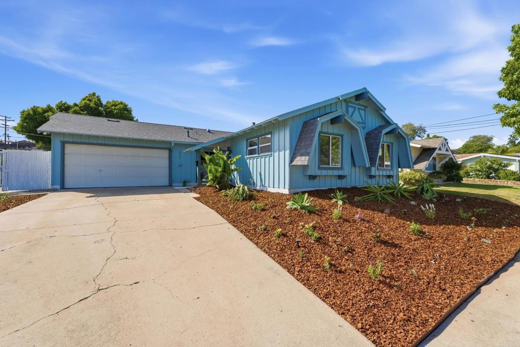 1808 El Prado Avenue