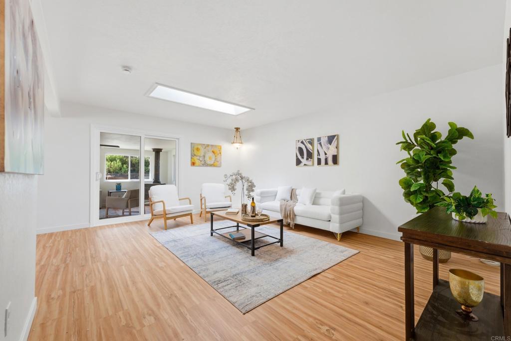 1808 El Prado Avenue