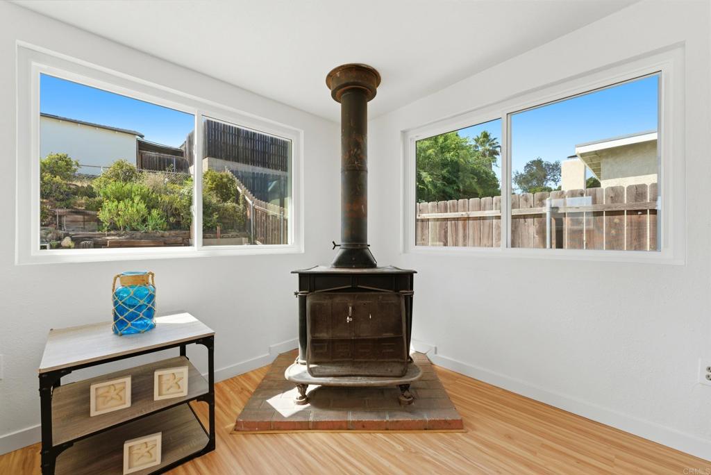 1808 El Prado Avenue