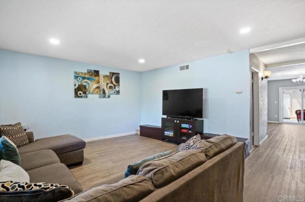 4166 Balboa Way